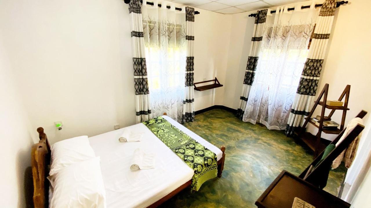 Hotel Madiha Surf House Lanka Matara Exterior foto