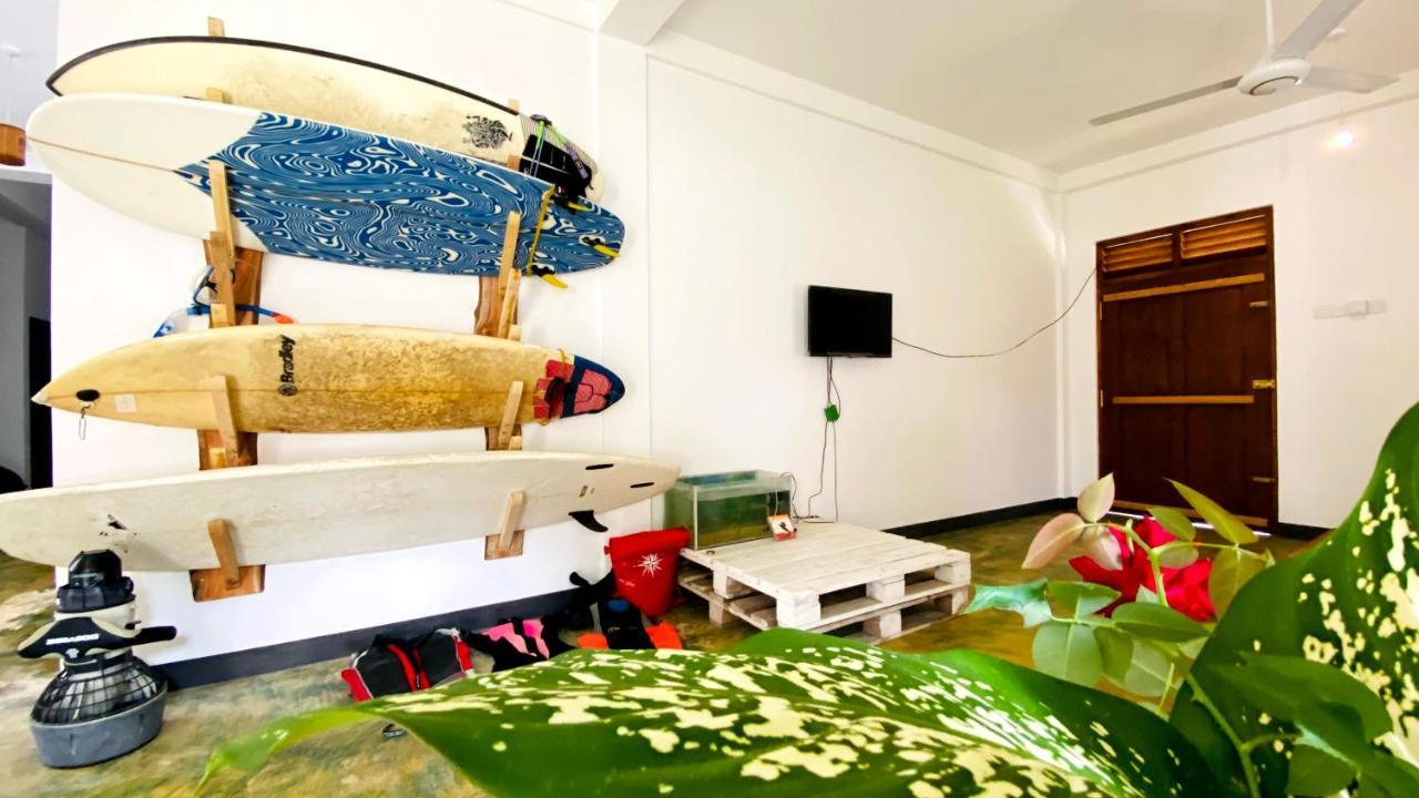 Hotel Madiha Surf House Lanka Matara Exterior foto